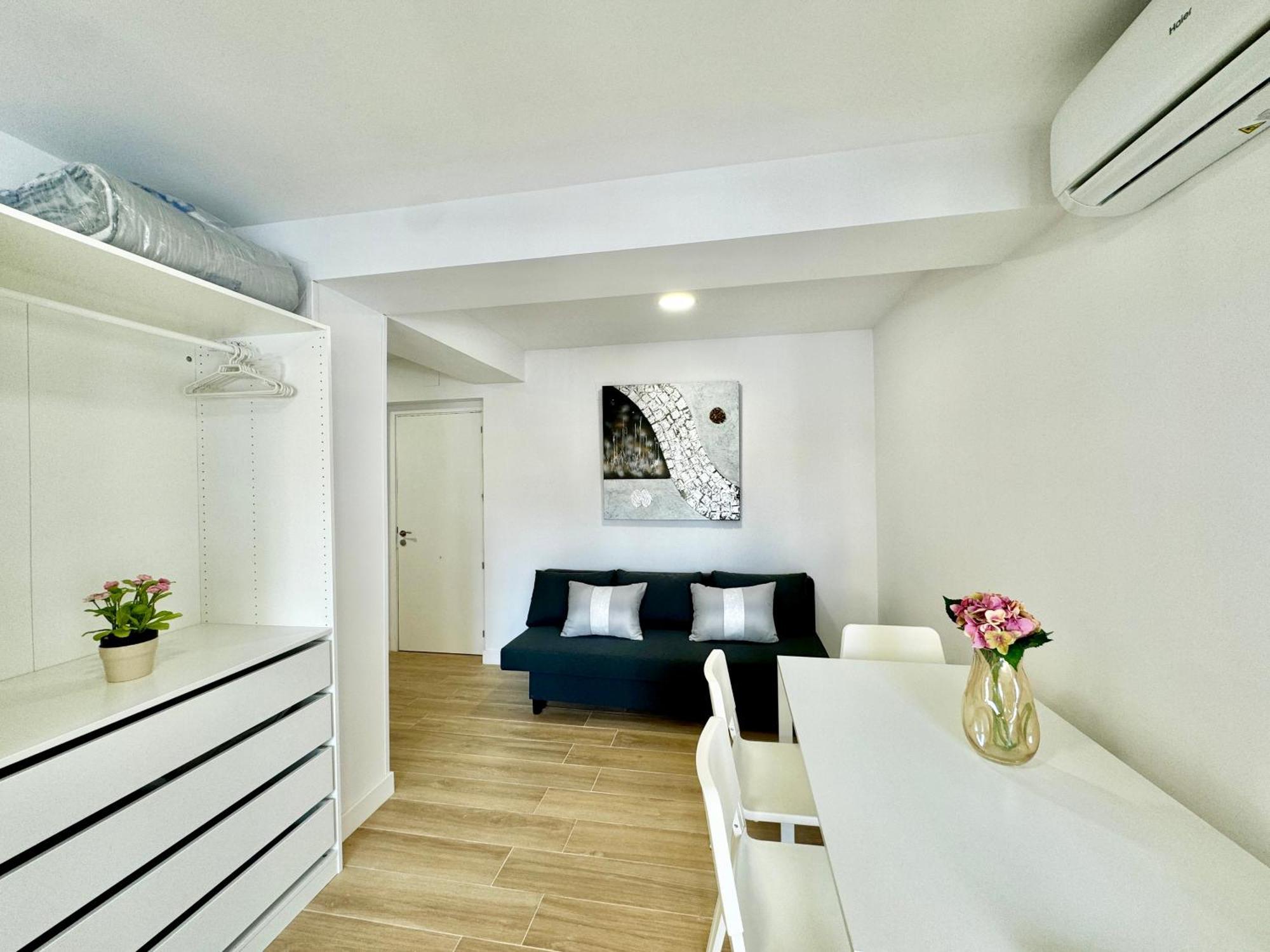 Amazing Seaside Studio By Eaw Homes Марбелья Экстерьер фото